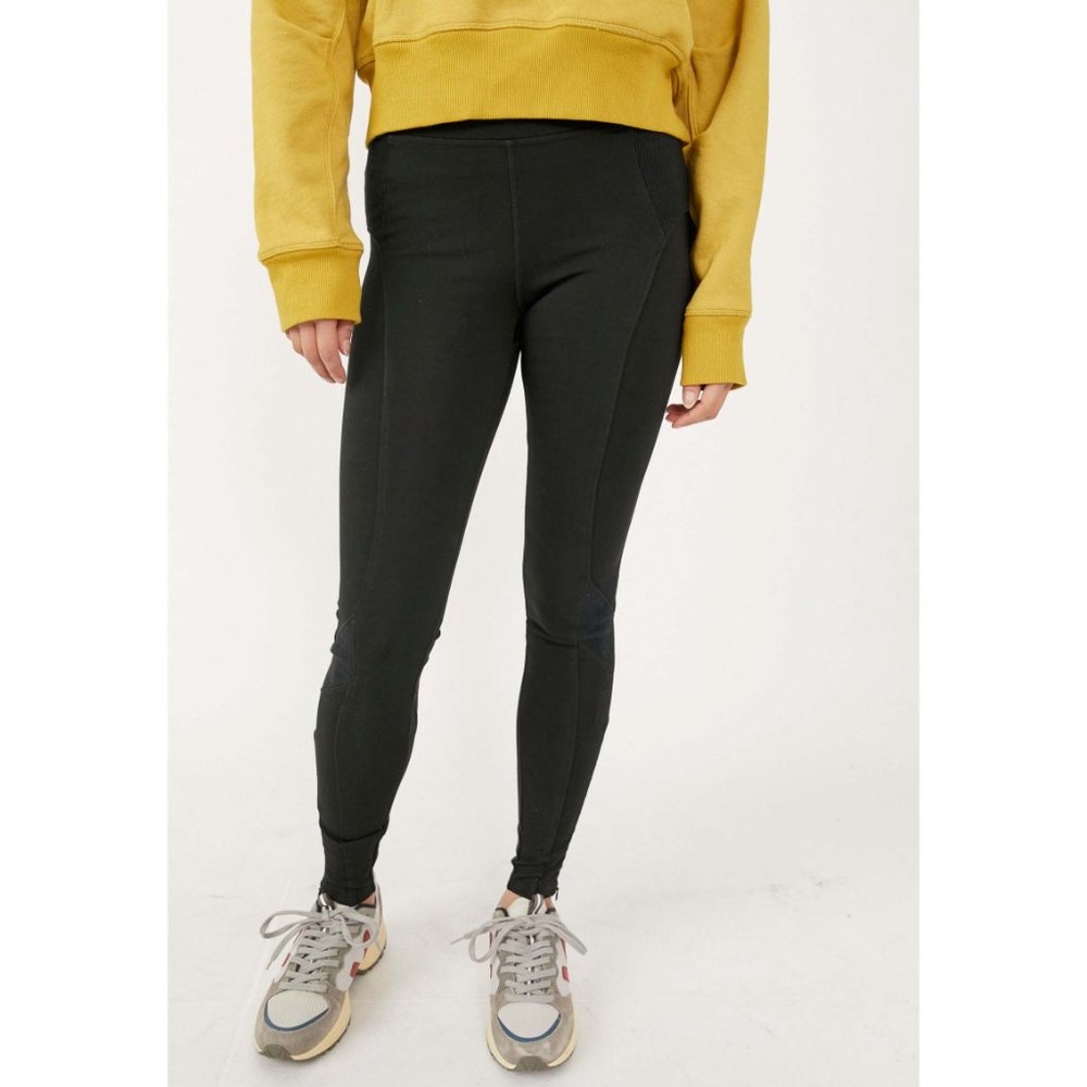 đLAST CHANCEđ NWT FP Movement Next Level Leggings / Black - Picture 3 of 9